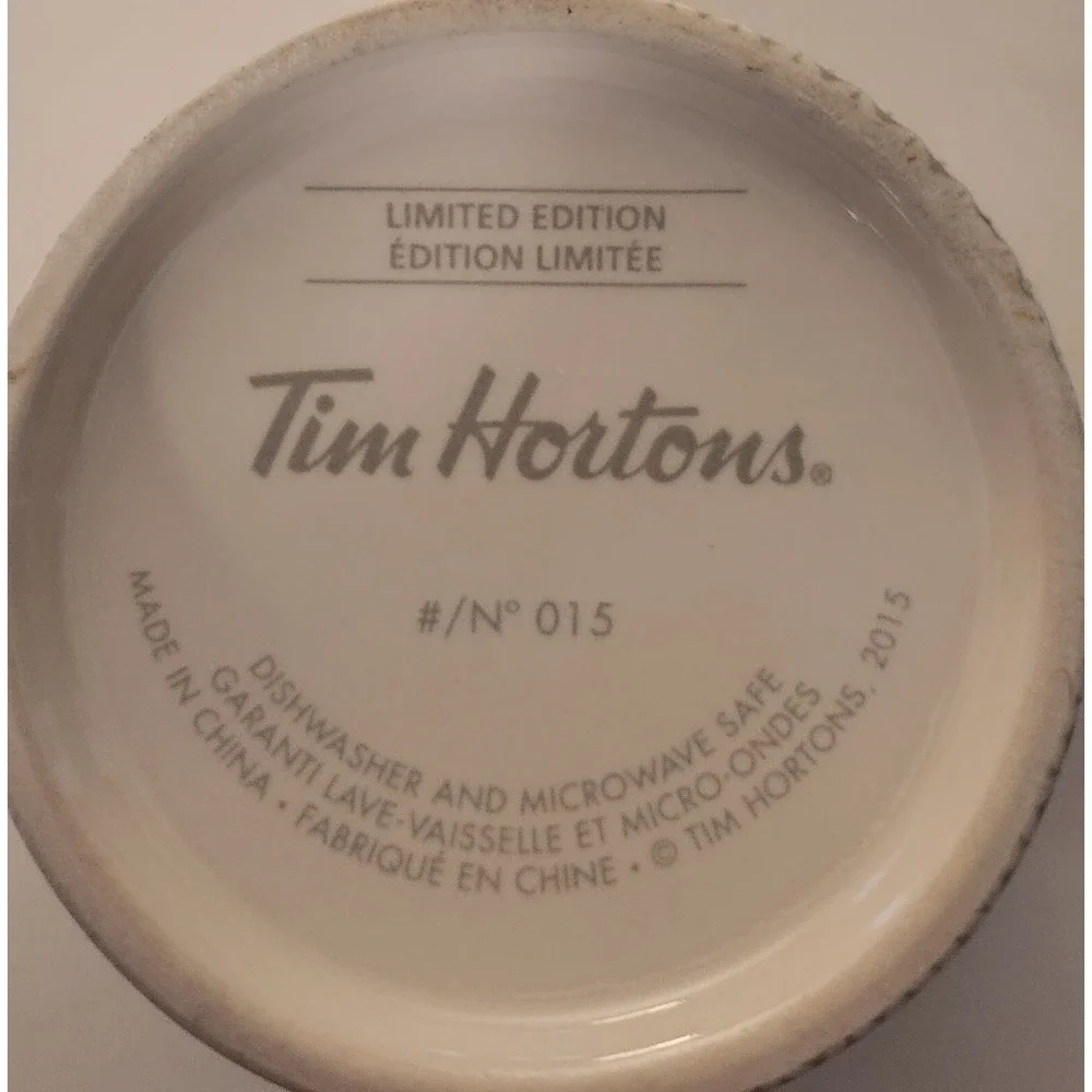 Tim‎ Horton's Snowflake Sweater Mug 2015 Red & White Limited Edition Coffee Cup